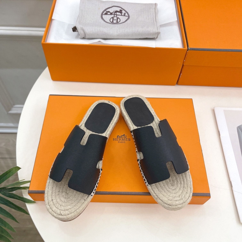 H**mes slippers